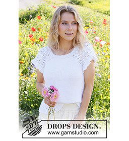 Damestop met korte raglanmouwtjes met gaatjespatroon. gemaakt van Drops Paris