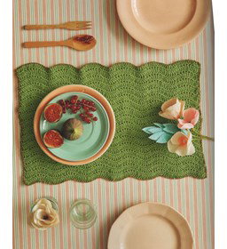 placemat in golvend patroon gemaakt van Haaknaalden