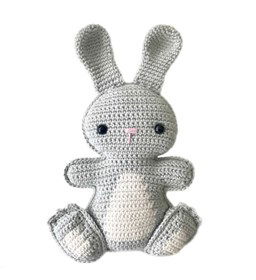 Konijn bibi gemaakt van Scheepjes Catona 25 en 10 gram