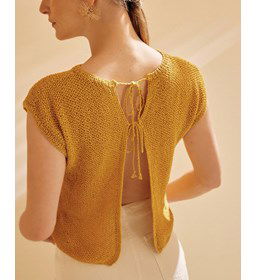 Topje met striksluiting in het achterpand gemaakt van Phildar Phil Origin