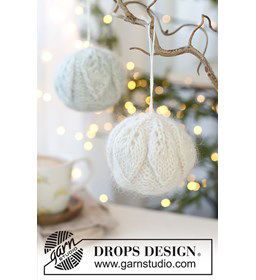 Winter Whisper Baubles gemaakt van Drops Lima