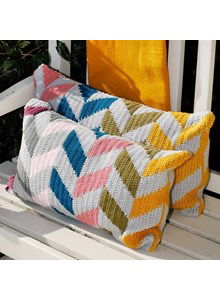 Langwerpige kussens in zigzag patroon