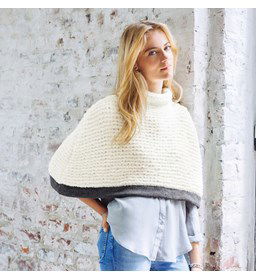 Cape gemaakt van Phildar Phil Partner 3,5