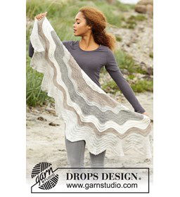 Omslagdoek Blizzard gemaakt van Drops Puna