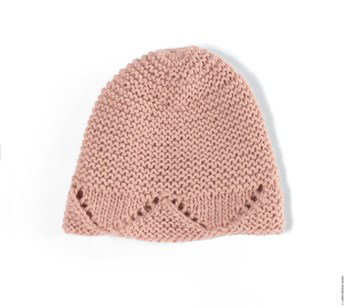 babymutsje met zigzag ajourpatroon