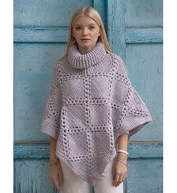 Roll neck poncho gemaakt van Scheepjes Chunky Monkey