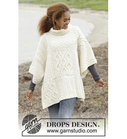 Poncho gemaakt van Drops Nepal