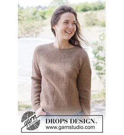Naadloze gebreide trui met ronde pas | Top-down patroon gemaakt van DROPS Sky