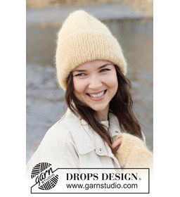 zachte muts met brede omslag in alpacawol gemaakt van Naaiartikelen