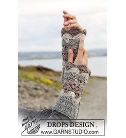 Polswarmers gemaakt van Drops Karisma