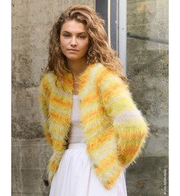 Harig meerkleurig damesvest gemaakt van Lana Grossa Basta, Basta Mista