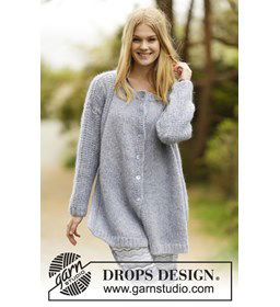 Wijdvallend vest gemaakt van knopen