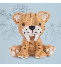 Sabeltandtijger gemaakt van Scheepjes Catona 25 en 10 gram