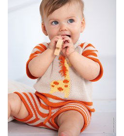 Kort gestreept babybroekje gemaakt van Elastiek - band