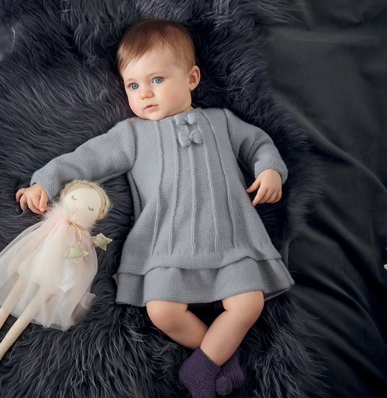 Maak een bed Namaak Toneelschrijver Breipatroon Baby jurkje