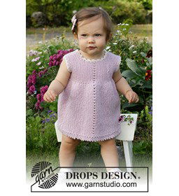 Baby jurk gemaakt van Drops Cotton Merino