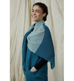 Sjaal gemaakt van Lang Yarns Cashmere Dreams