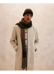 Muts met bijpassende sjaal