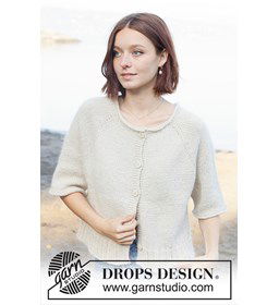 Misty Hill Cardigan gemaakt van DROPS Soft Tweed