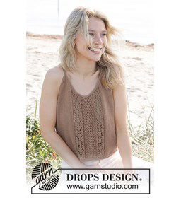 Gebreide zomertop met kantpatroon en punnikrand gemaakt van Drops Safran