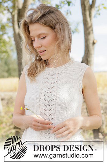 Luchtige gebreide top met elegant golfpatroon