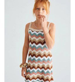 Hemdjurkje met zigzaggende gekleurde banen gemaakt van Phildar Phil Origin