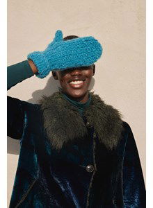 Wanten Harboring Love