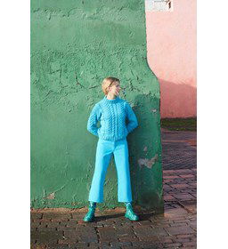 Damestrui met verticale kabels gemaakt van Lang Yarns Wooladdicts Glory