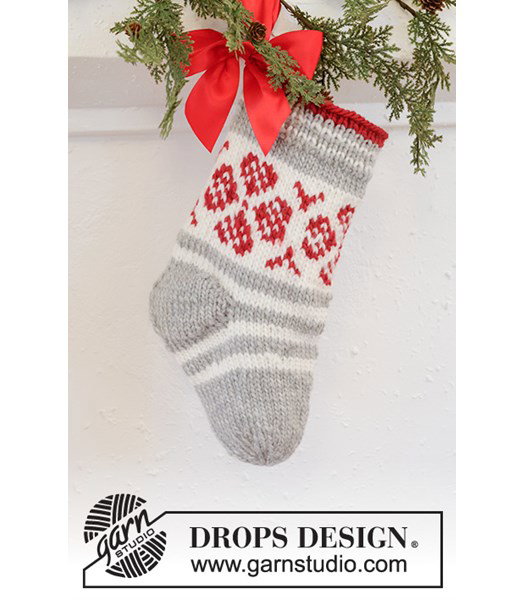 Breipatroon kerstsok Christmas Flower Stocking