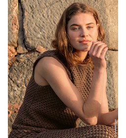 zomers mouwloos truitje gemaakt van Lana Grossa Gioia