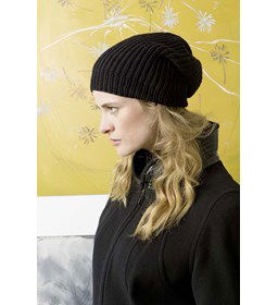 Muts  gemaakt van Lang Yarns Merino 120 en 120 Color