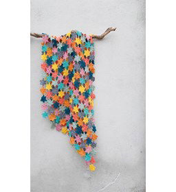 Deken Blossom in Spring Shawl gemaakt van Scheepjes Catona 50 - 100 gram