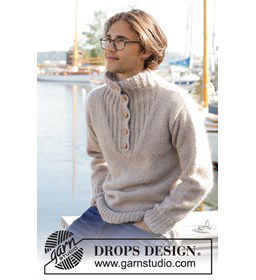 Herentrui met hoge halsboord met knoopsluiting gemaakt van DROPS Soft Tweed