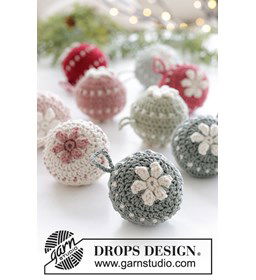 Vintage kerstbellen met bloemen gemaakt van Drops Muskat