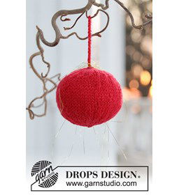 Kerstbal gemaakt van DROPS Flora