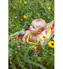 Veelkleurige babydeken gemaakt van Rondbreinaald nr 3,5