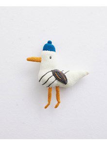 Zeemeeuw met matrozenmuts