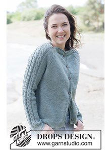 Gebreid vest met kabels en raglan