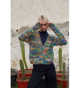 Vest met lage V-hals gemaakt van Lang Yarns Move 8