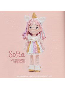 Meisjespop met eenhoornkroontje