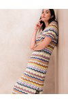 Breipatroon lange damesjurk Lola met splitten in de zijnaad van andere kant