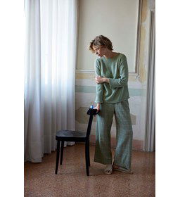 Damestrui Brigitta met wijde ronde halsboord in fantasiepatroon gemaakt van Breinaalden