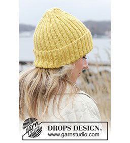 Damesmuts met dubbele rand gemaakt van Drops Karisma