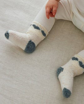 Phildar breipatroon Nur, babysokjes met ....
