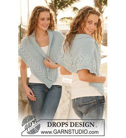 Omslagdoek met kantpatroon  gemaakt van Drops Merino extra fine