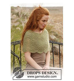 Gebreide schouderwarmer gemaakt van Drops Kid Silk