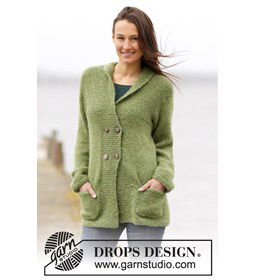 Gebreid vest met sjaalkraag gemaakt van knopen