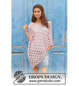 Poncho gemaakt van Drops Kid Silk