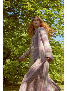 Lang vest met wijd uitlopende mouwen