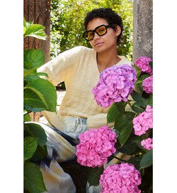 Damestrui Perfect Bloom met v-hals gemaakt van Lang Yarns Wooladdicts Bliss